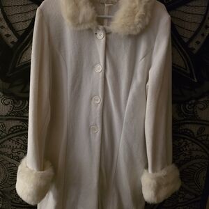 Elegant White Faux Fur Trimmed Coat
